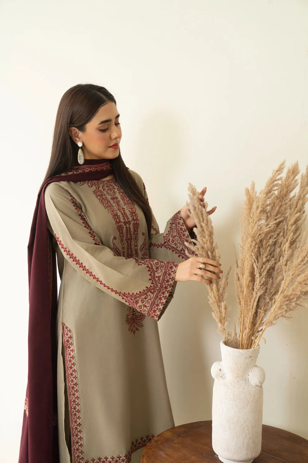 Romaisa Embroidery 3pcs