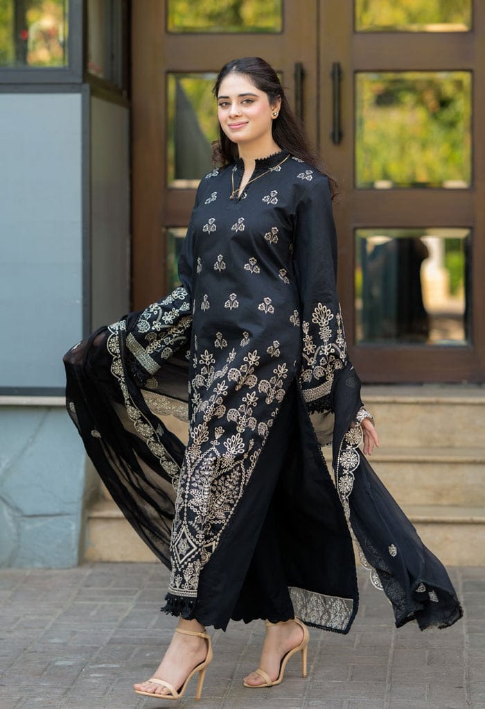 Roohi Black