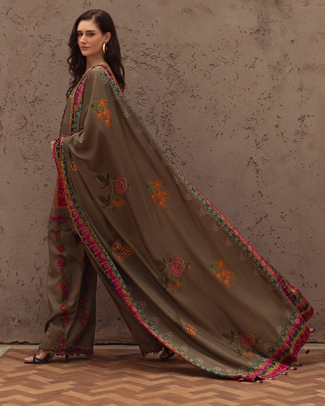 HW009