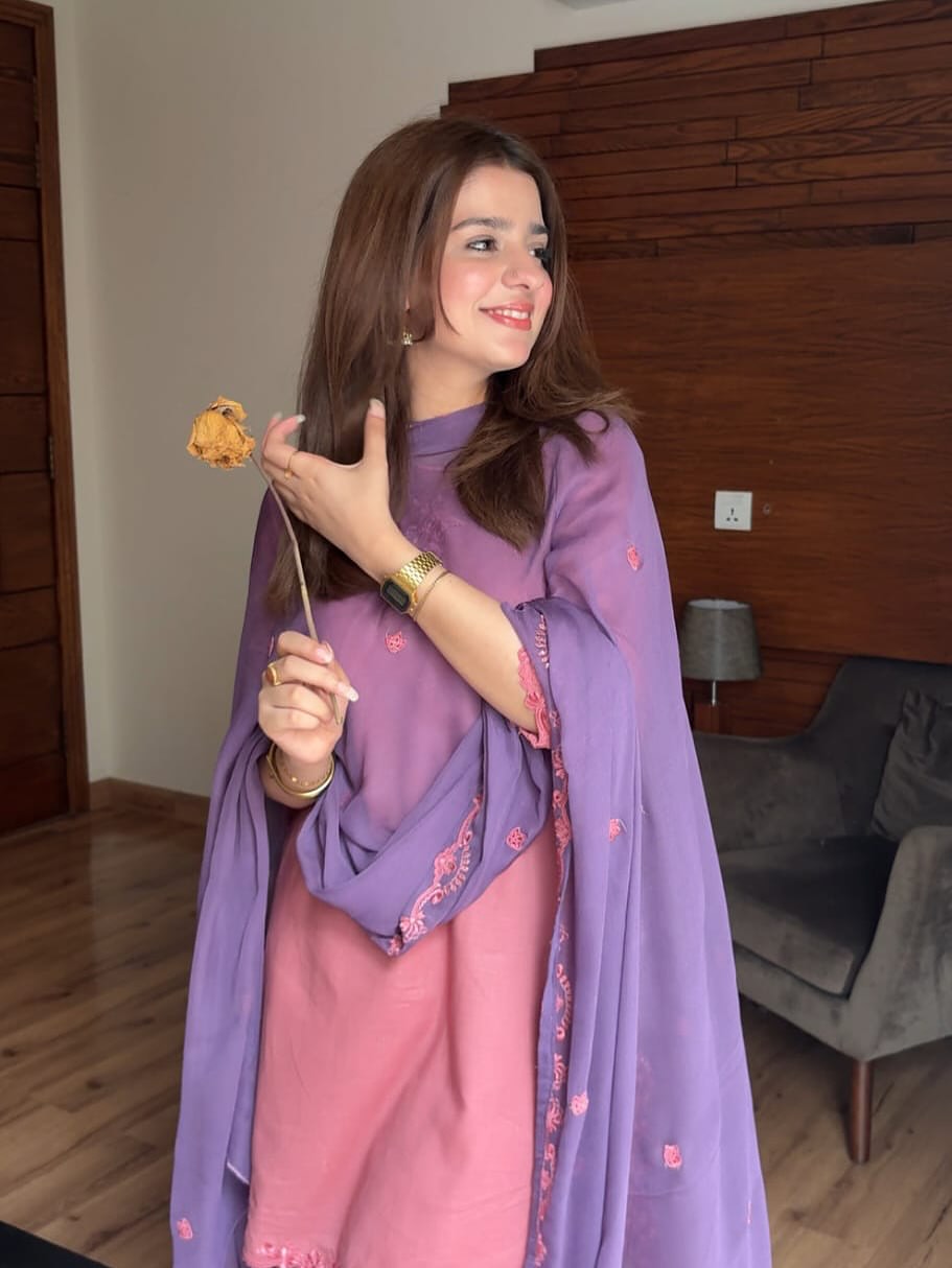 Pink Zoli farshi